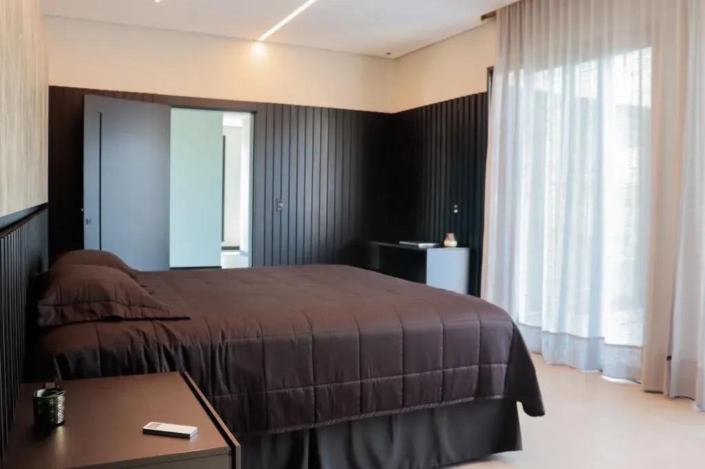 Casa amueblada con 5 suites y cocina compacta — photo 4
