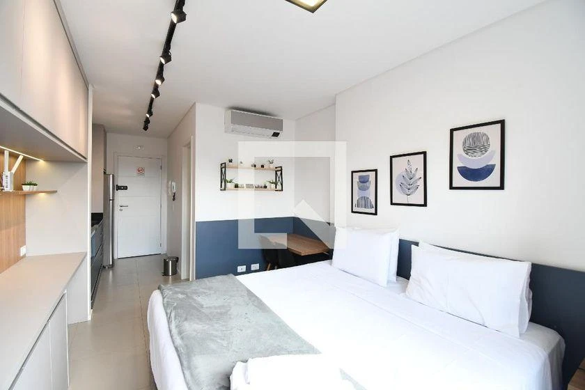 25 m² apartment with a home office and a washing machine — photo 3
