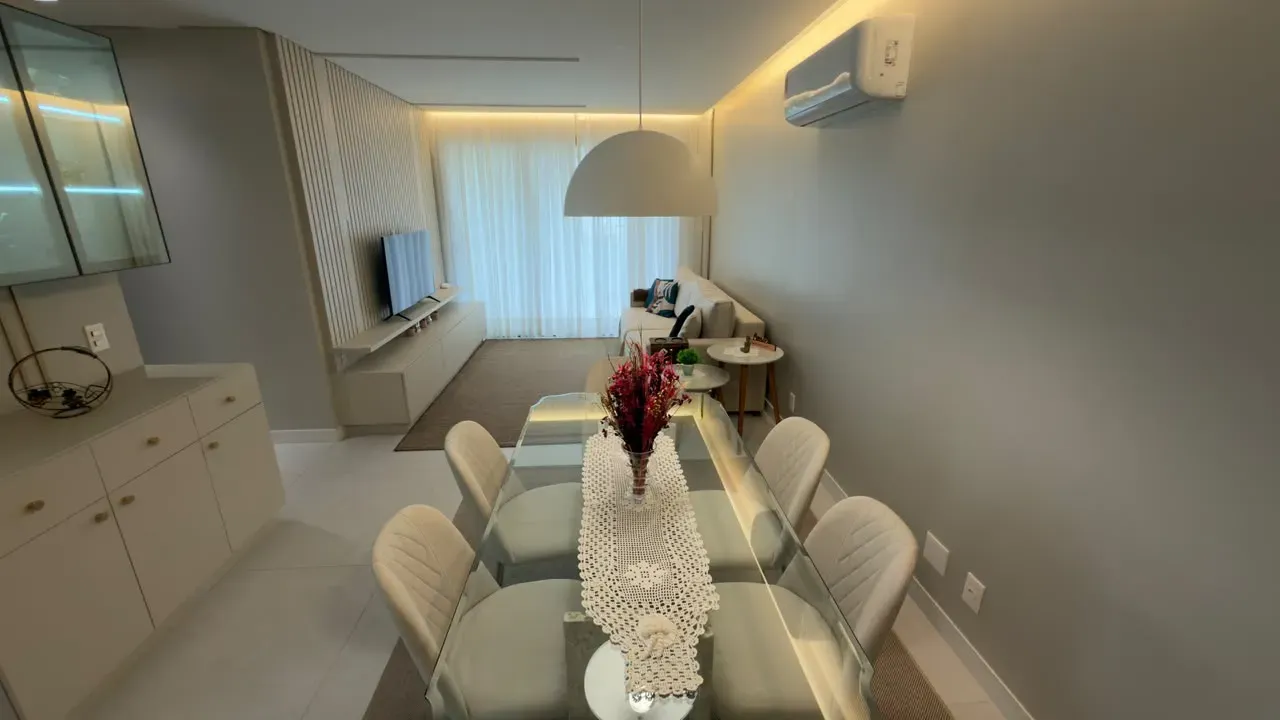 Furnished apartment with open-plan kitchen and 3 en-suites — photo 15