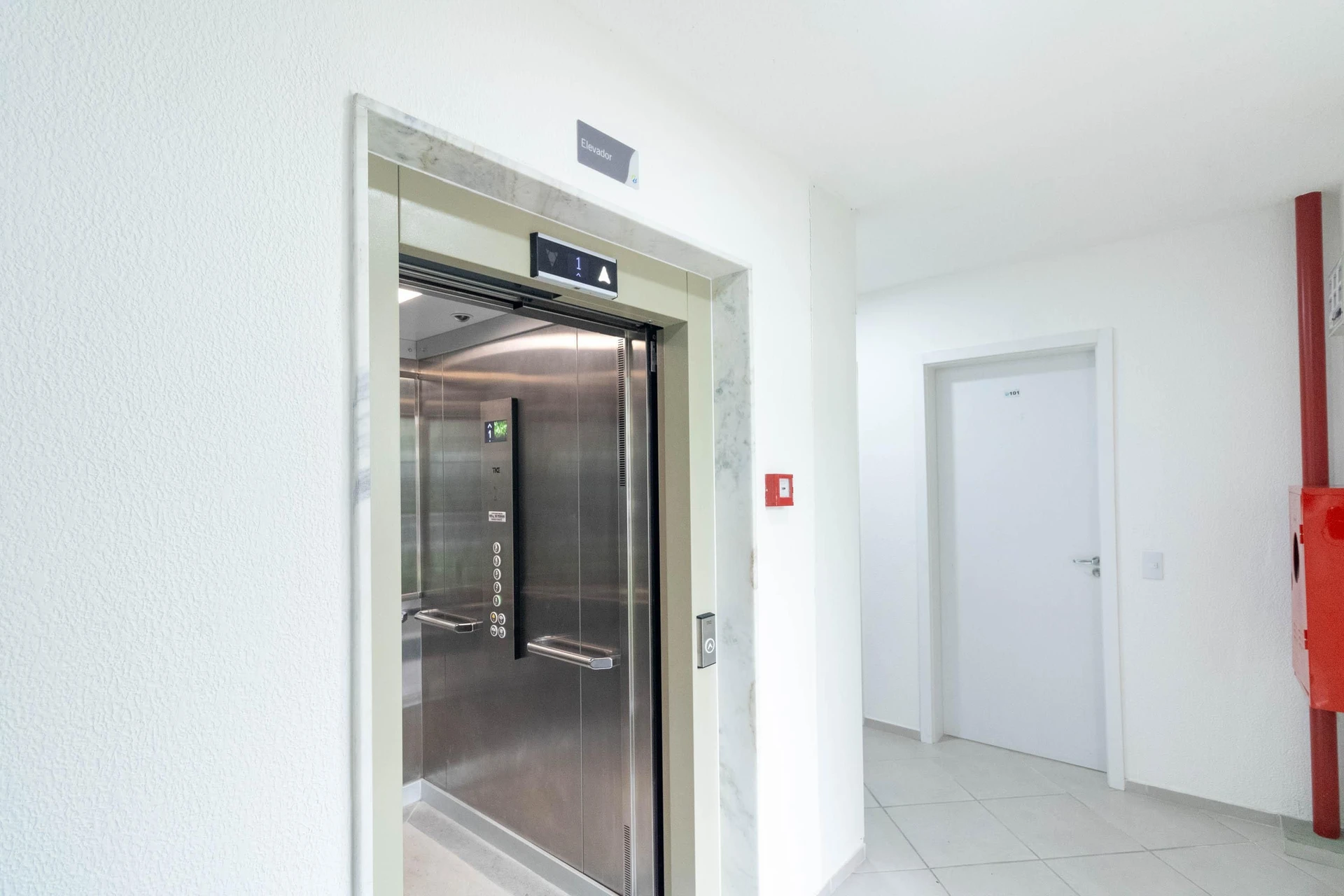 Apartamento en alquiler con 2 dormitorios y 1 plaza — photo 10