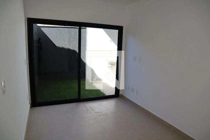 4-bedroom house with a mountain view in Rio de Janeiro — photo 40