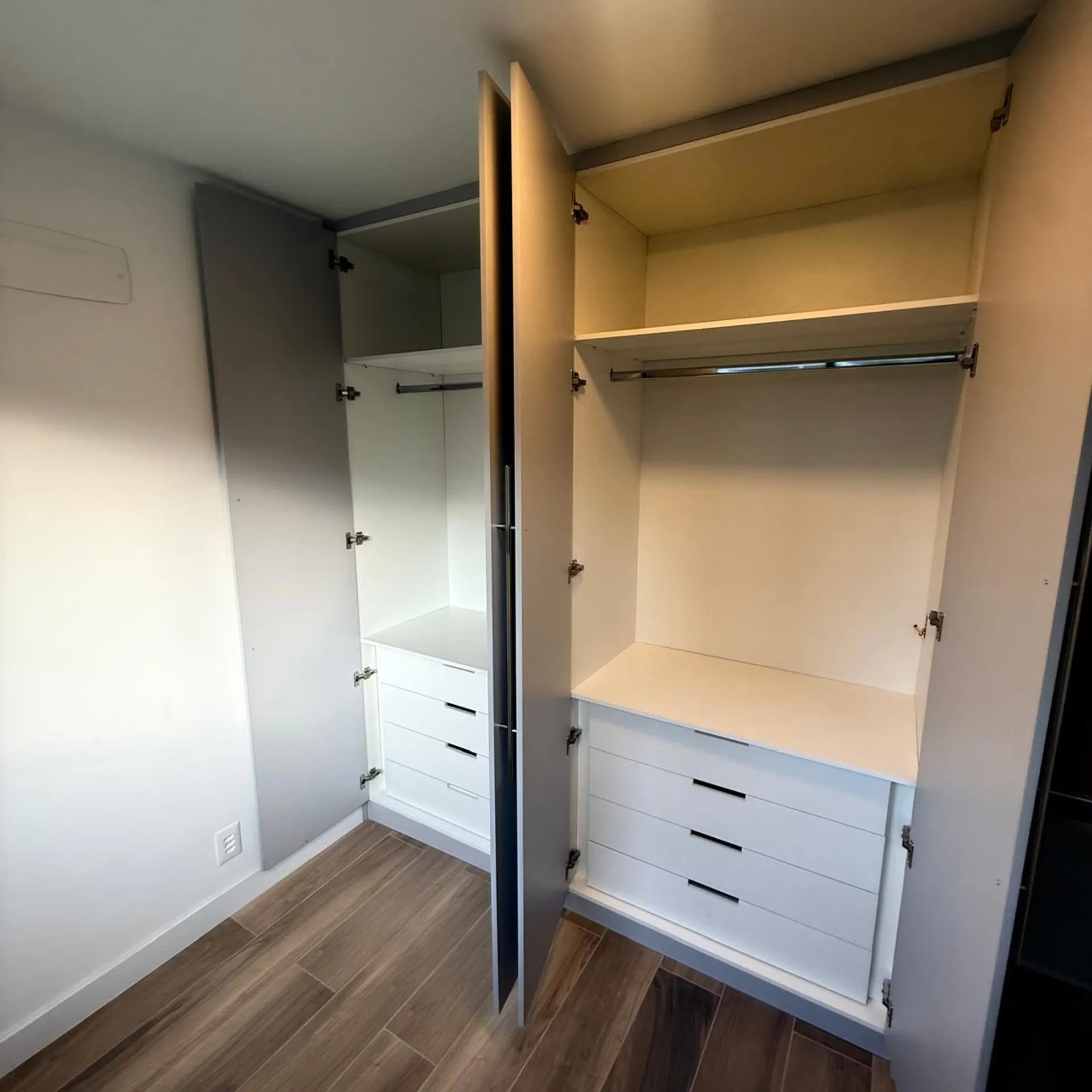 2-bedroom apartment, 1 with its own bathroom, 143 m² — photo 7