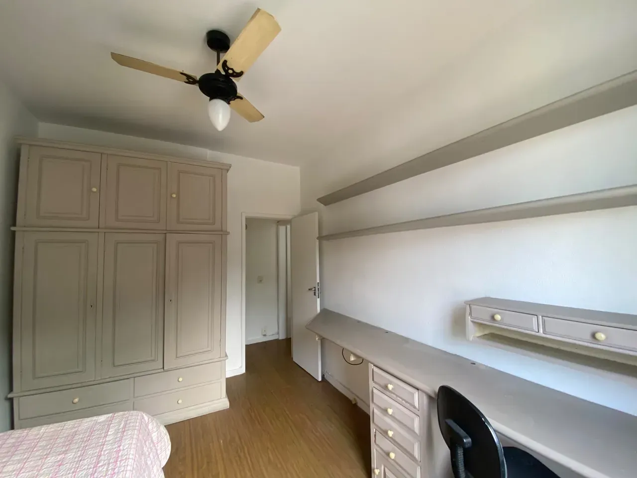 2-bedroom apartment with a mountain view in Rio de Janeiro — photo 9