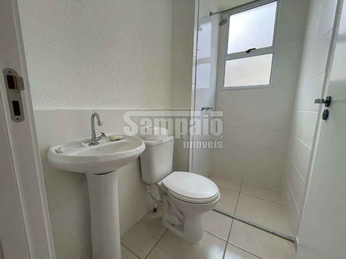 2-bedroom apartment in a building with a pool — photo 7