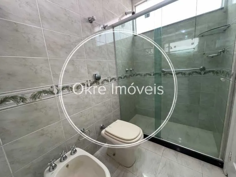 Квартира с 3 спальнями и сюит-ванной, 159 м² — photo 8
