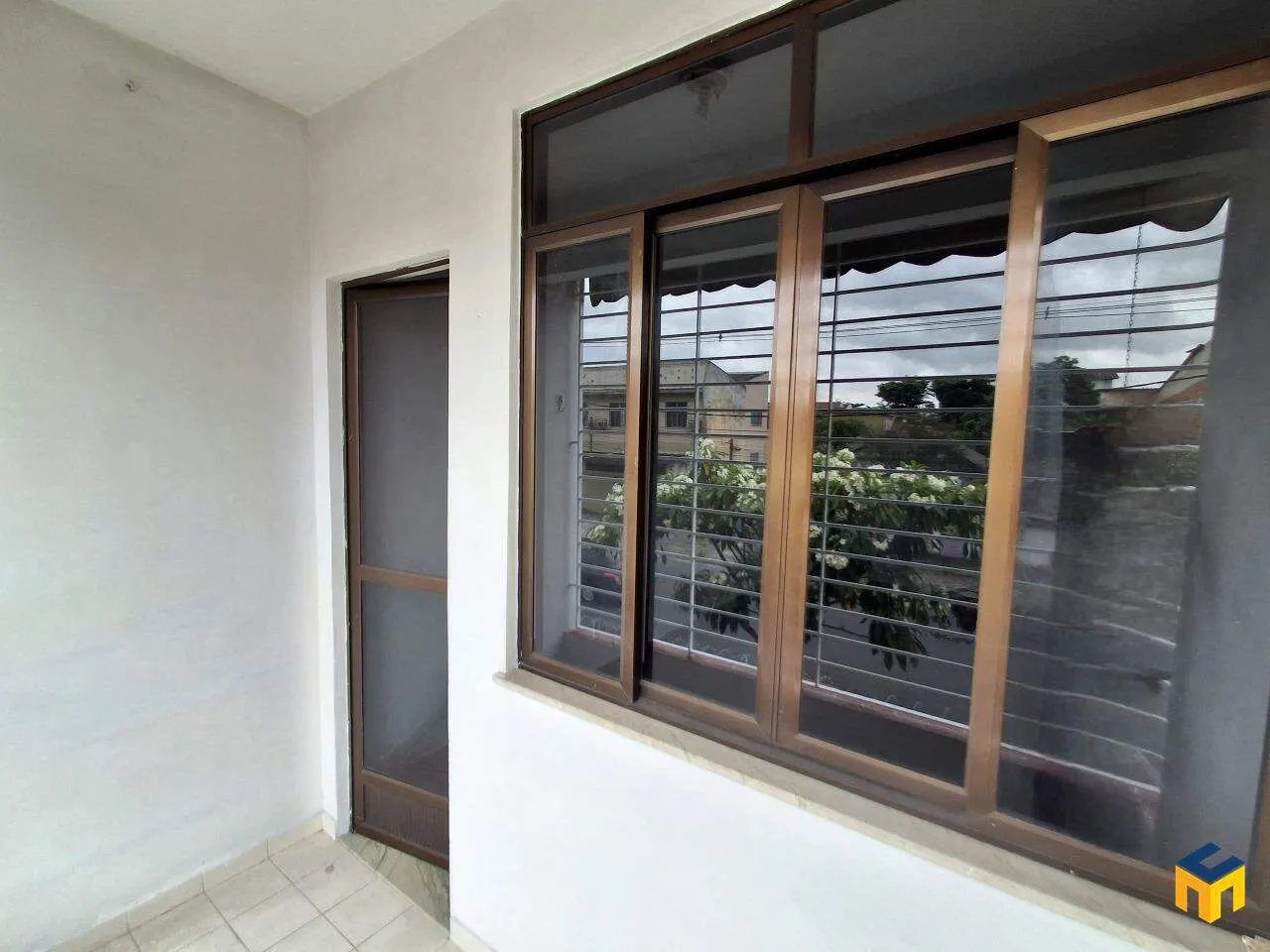 Apartment with 2 bedrooms, balcony and 1 parking spot — photo 22