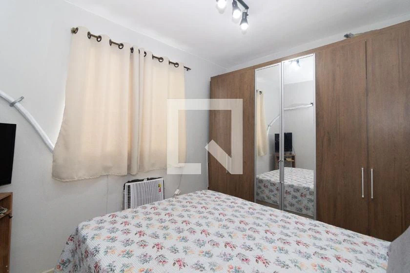 Furnished 2-bedroom apartment with 43 m² and a closed kitchen — photo 3