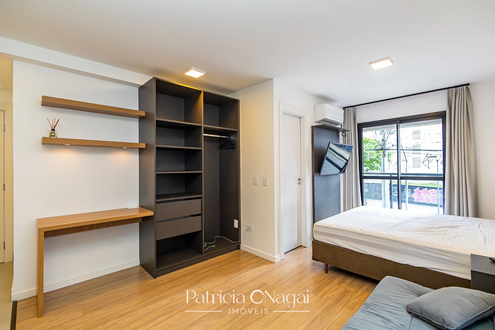 Studio com varanda, 1 quarto e 1 banheiro — photo 2