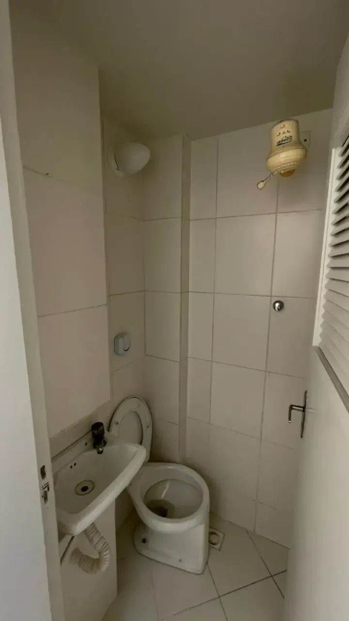 2-bedroom apartment with 1 garage parking space — photo 7