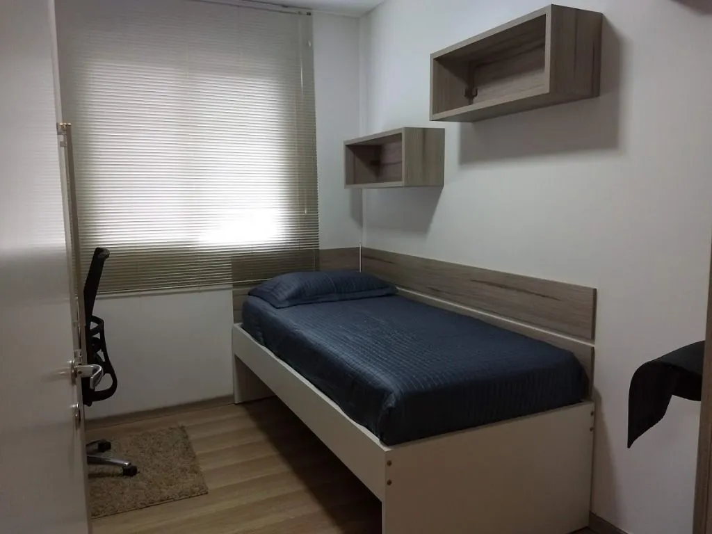 Apartment on the 1st floor with a grill on the balcony — photo 8