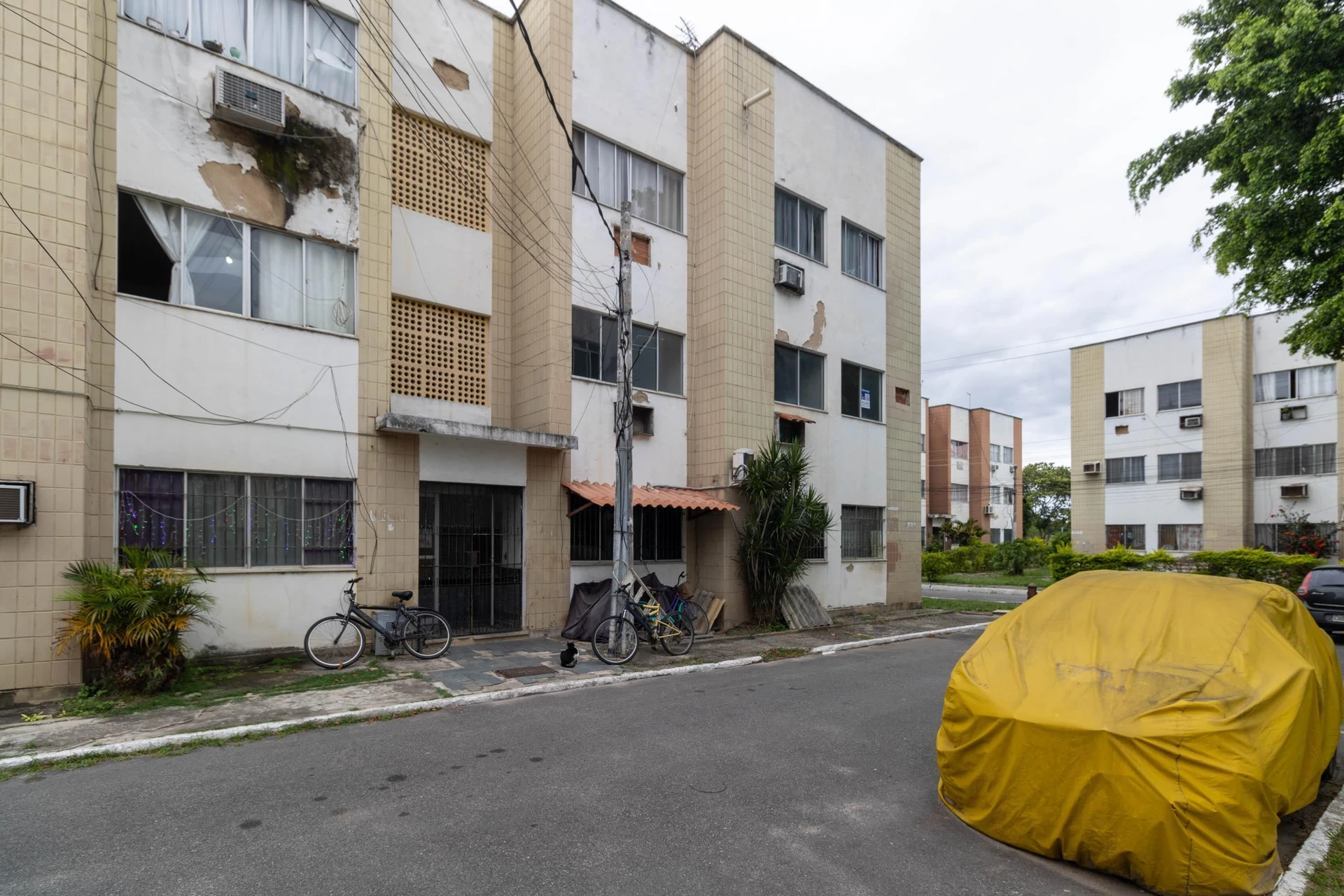 2-bedroom apartment in a building with a gym — photo 19