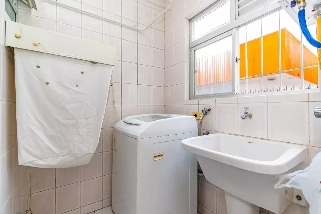 95 m² apartment with 2 bedrooms and 2 bathrooms — photo 32