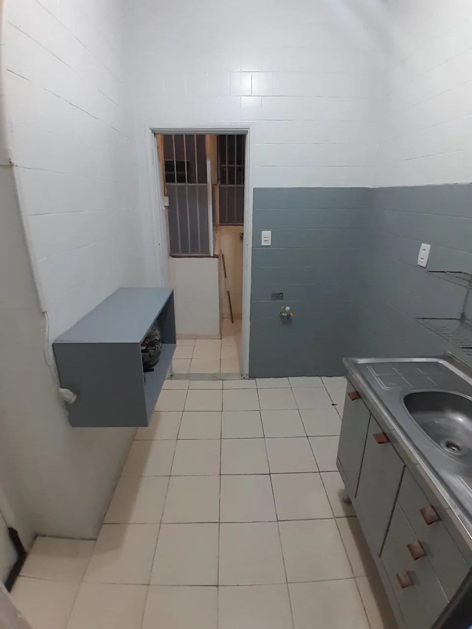 2-bedroom apartment with a separate, closed kitchen — photo 10