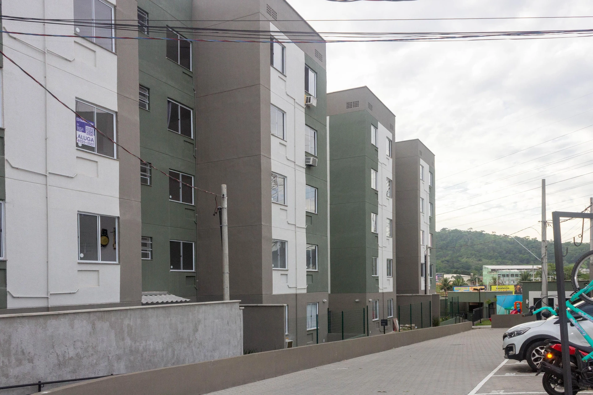 Apartamento de 2 quartos em condomínio com piscina — photo 18