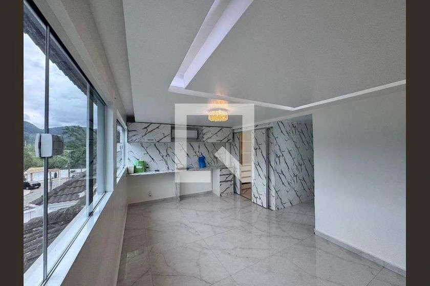 House with 5 bedrooms and a private garden — photo 11