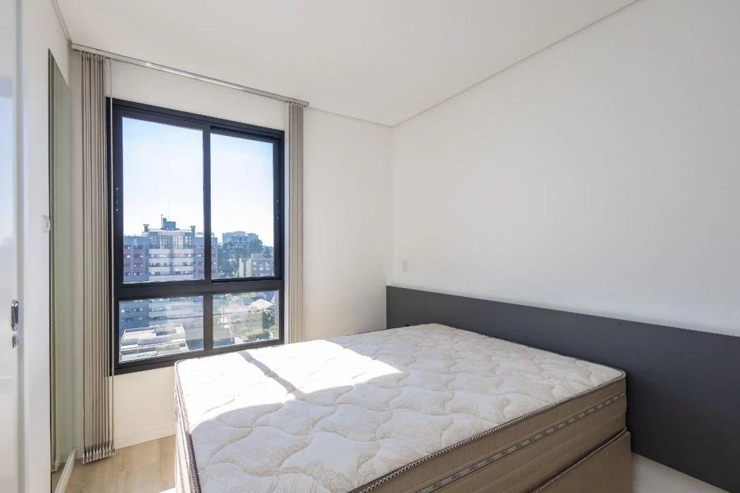 Apartamento mobiliado, 27 m², com janelas do piso ao teto — photo 10
