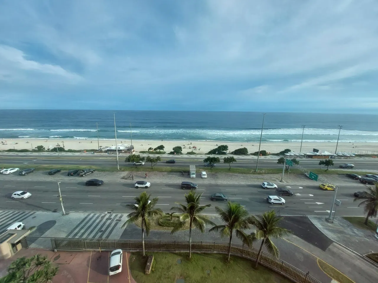 Furnished apartment with 2 bedrooms and glass balcony — photo 14