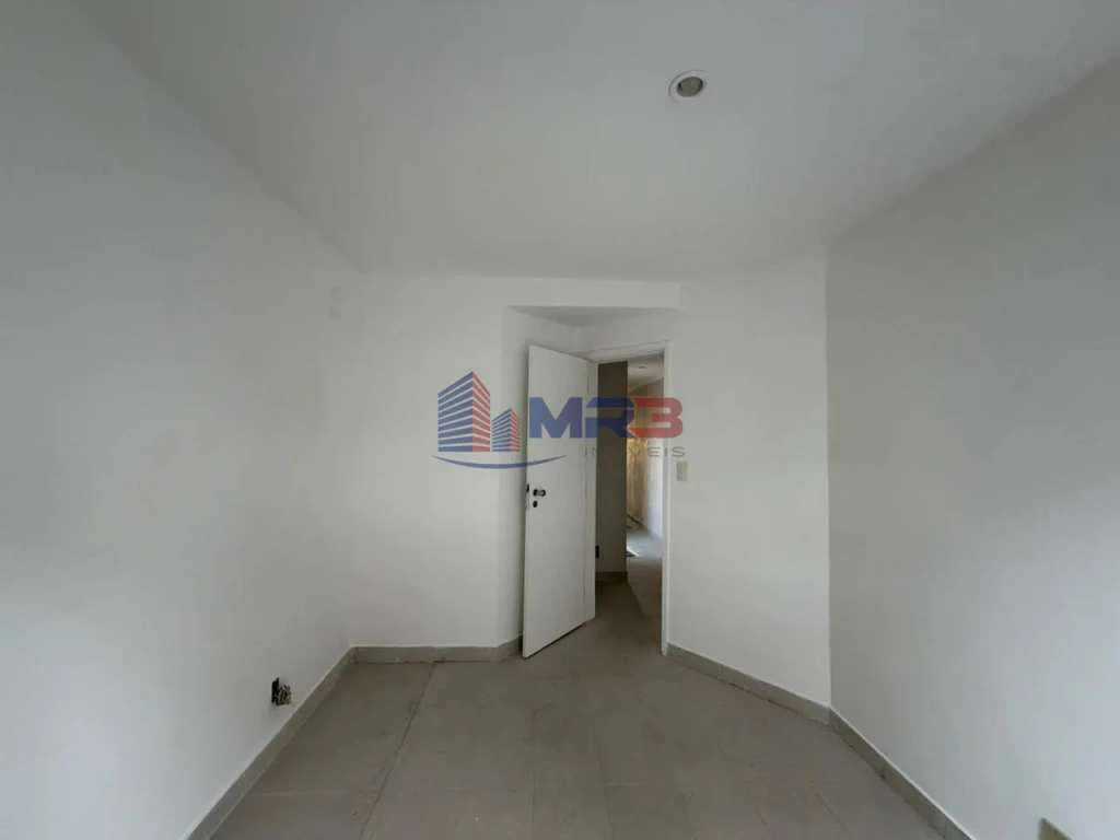 Top-floor apartment with 2 bedrooms and private BBQ — photo 14