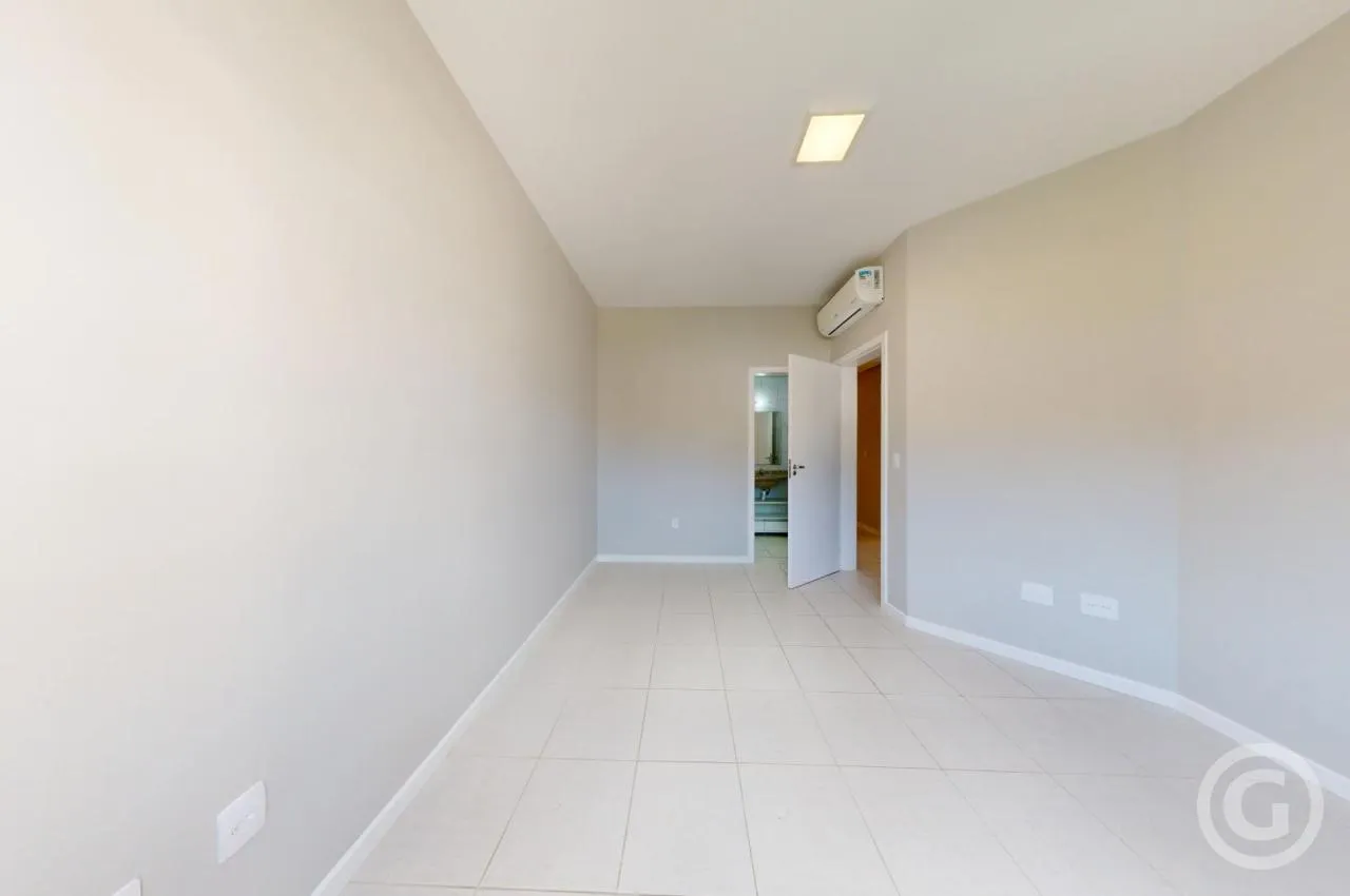 Apartamento de 93 m² com cozinha fechada e 3 quartos — photo 5