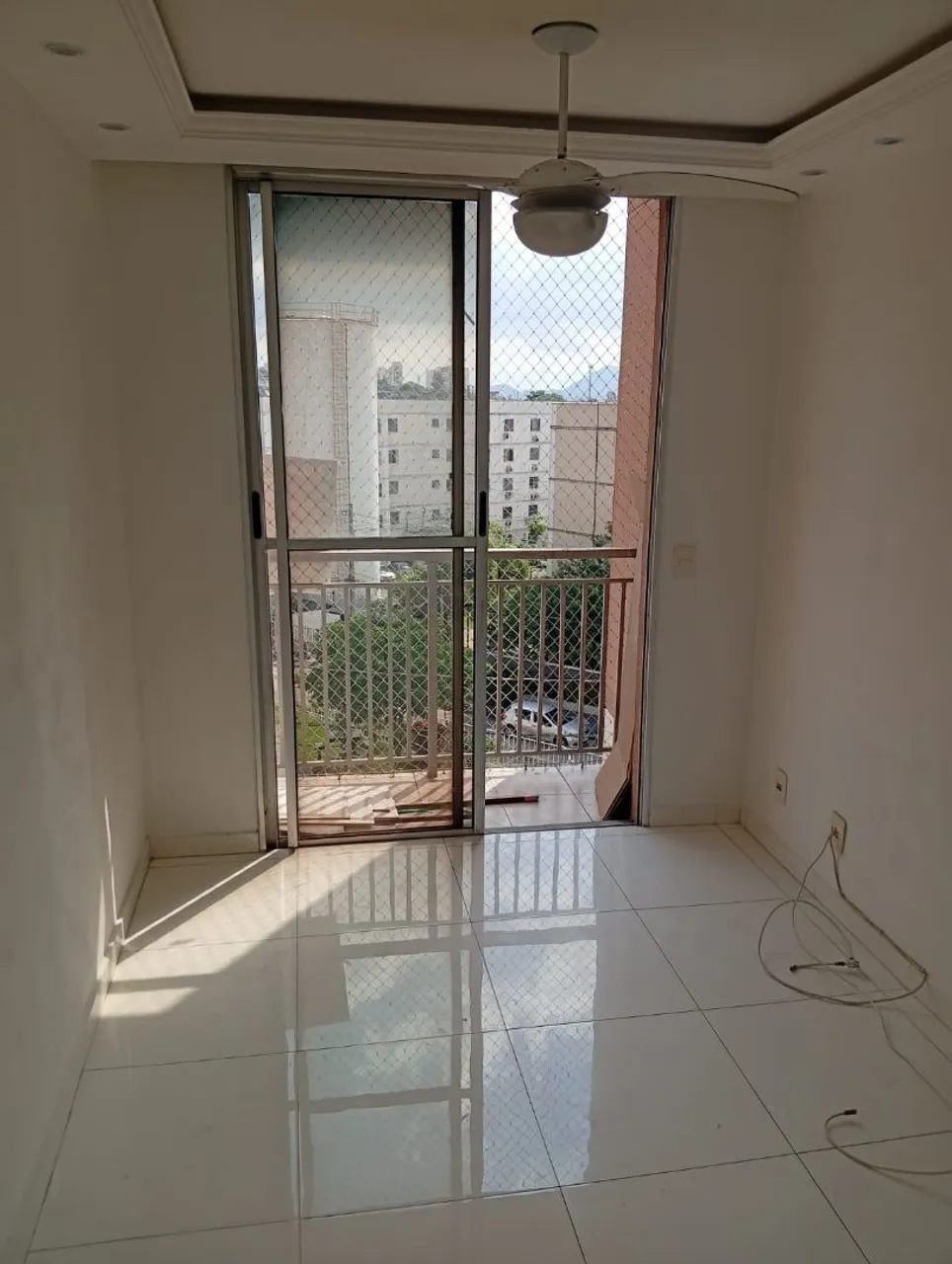 2-bedroom apartment in a building with a gym