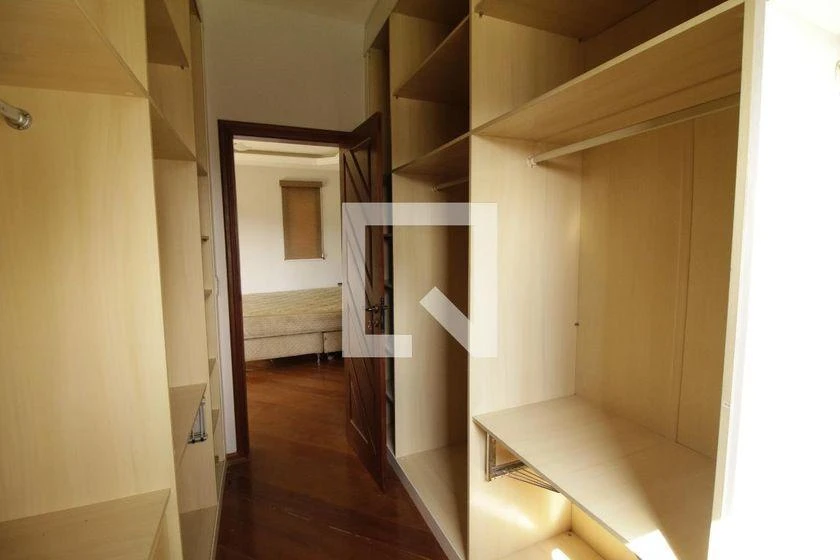 Casa de 700 m² com 3 quartos e 4 banheiros — photo 44