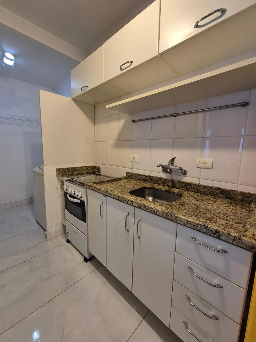 Apartamento de 1 quarto com máquina de lavar, Bigorrilho — photo 8