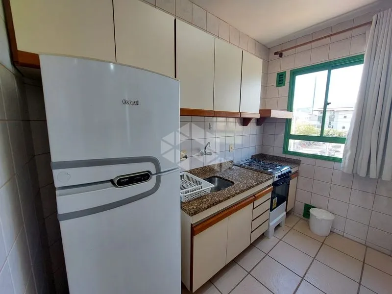 Облаштована квартира 65 м² з 1 спальнею — photo 8