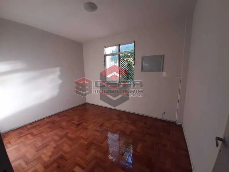 Apartment, 50 m², with wood or laminate floors — photo 6