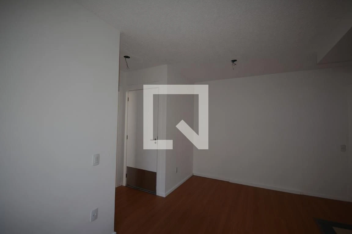 1-bedroom apartment with open-plan kitchen — photo 30