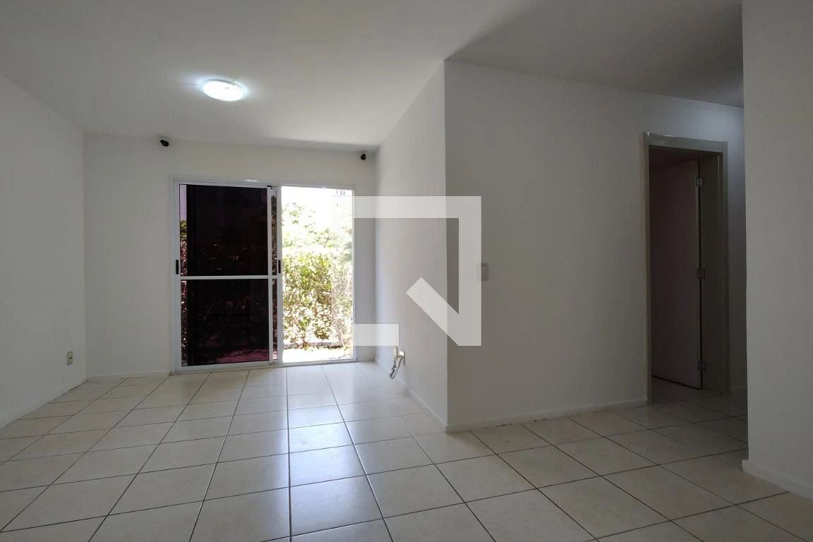 Unfurnished apartment with 3 bedrooms and open kitchen — photo 51