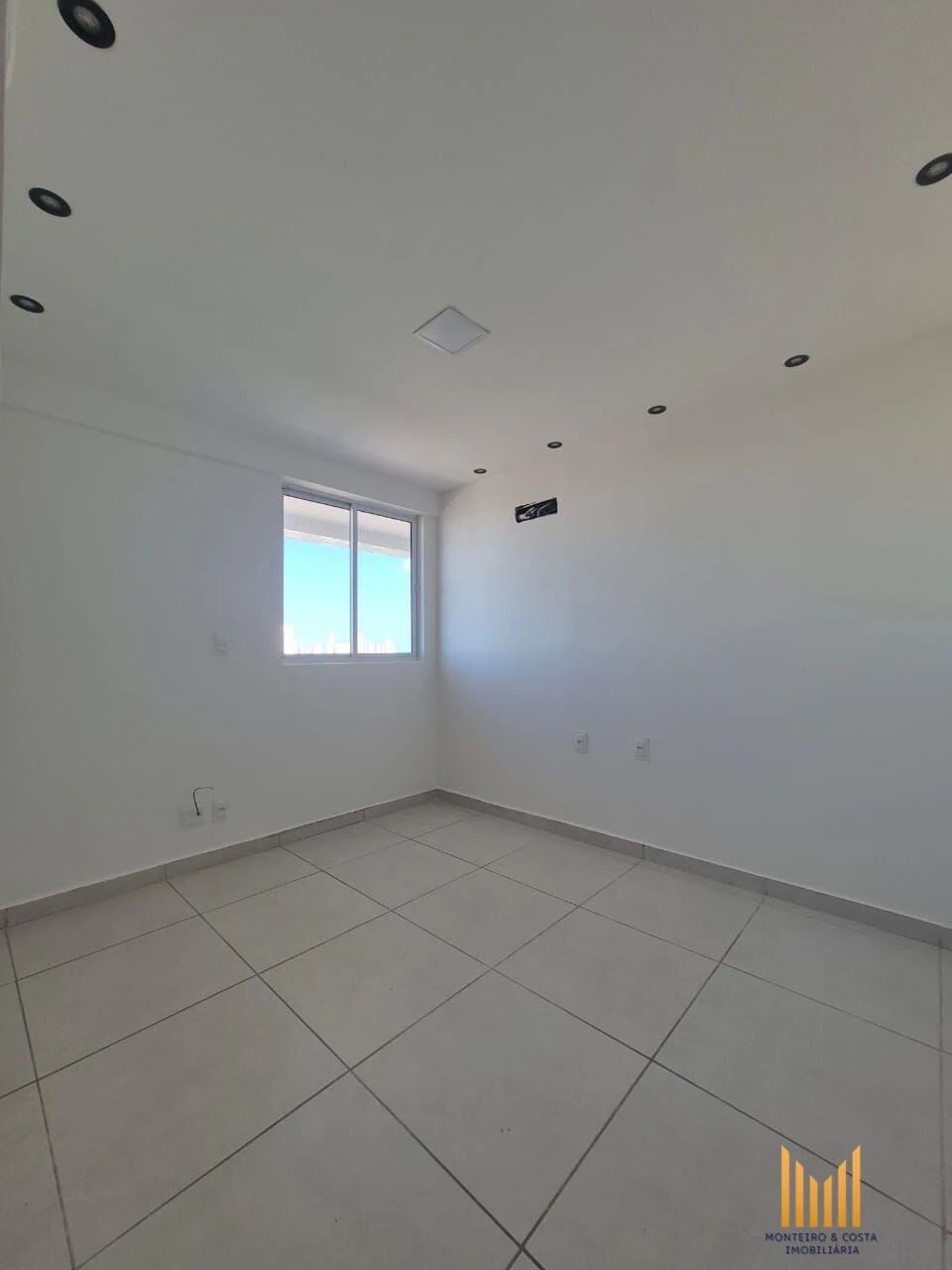 Furnished apartment, 102 m², with a washing machine — photo 4