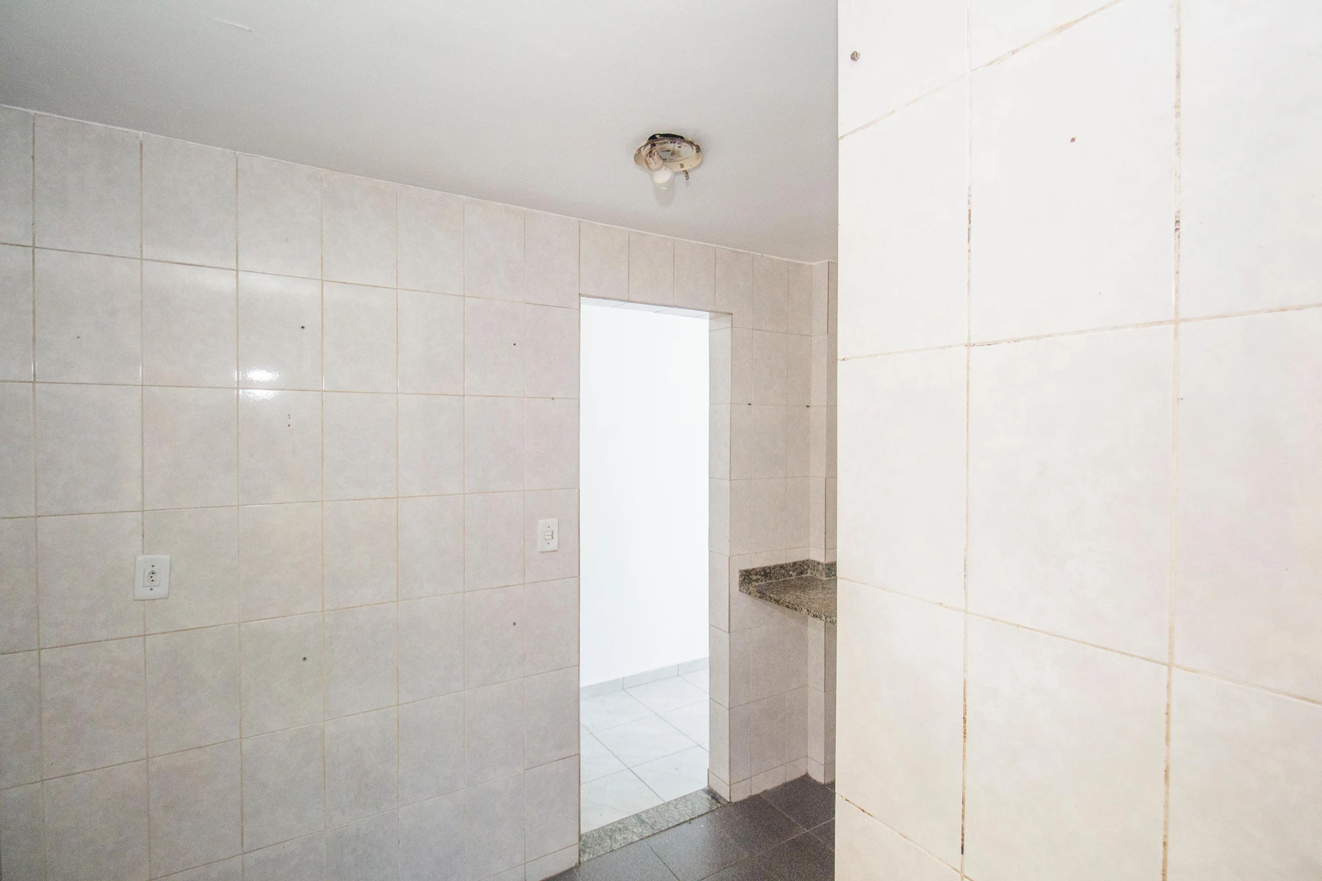 Apartamento com 2 quartos e cozinha separada a gás — photo 5