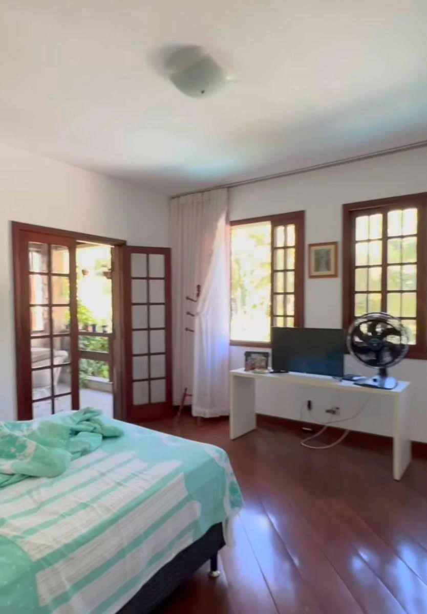 600 m² house with 5 en-suite bedrooms and balcony grill — photo 16