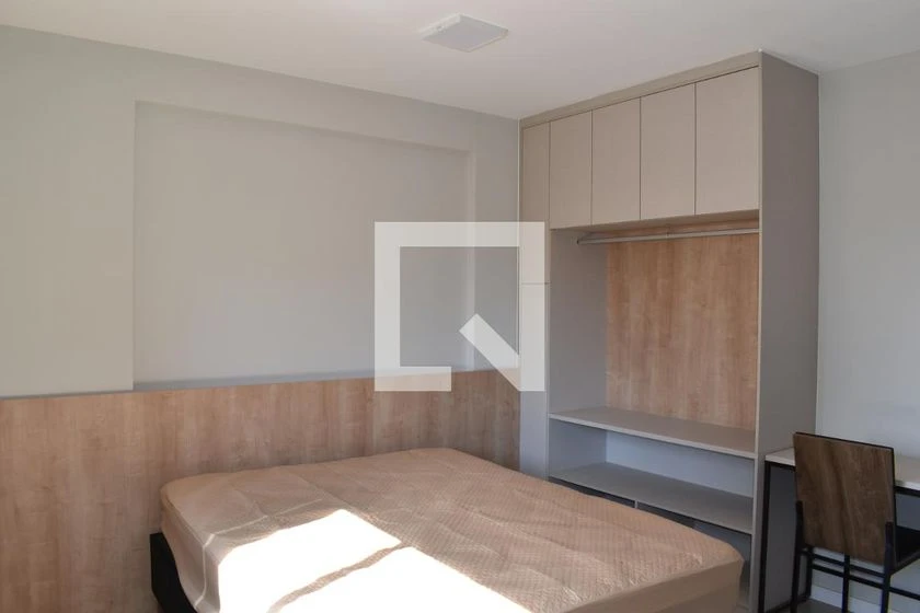 Studio with 1 bedroom and 1 bathroom, no parking — photo 5
