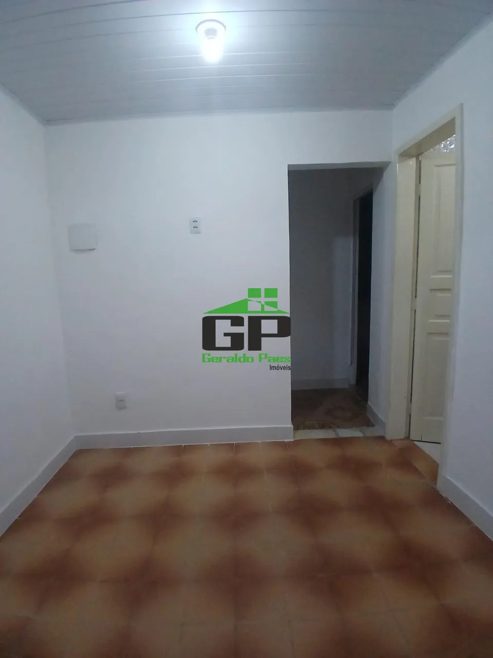 Casa sem mobília com 2 quartos e 1 banheiro — photo 6