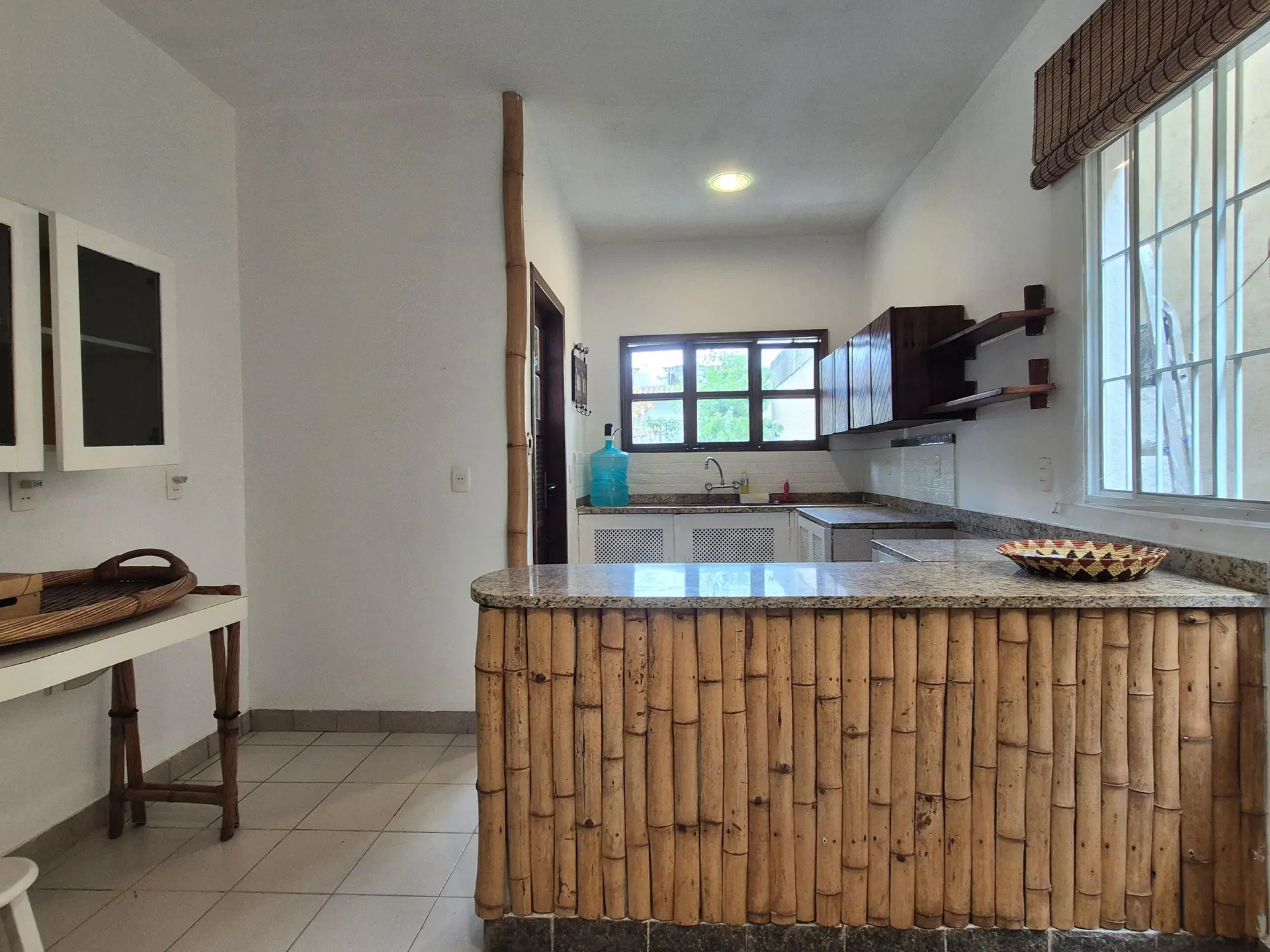 Condominium house to rent with 3 bedrooms and a suite — photo 11