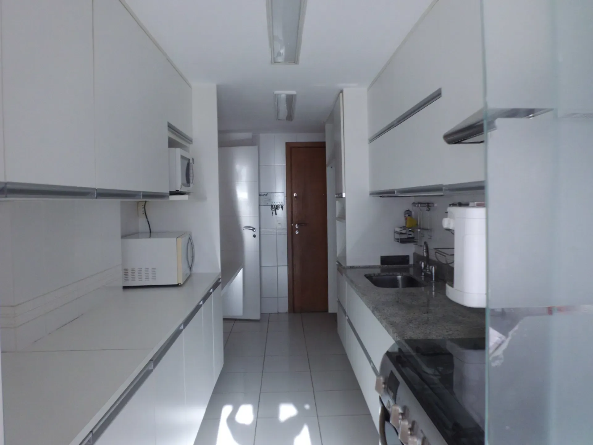 Water view in a 4-bedroom apartment, 142 m² — photo 5
