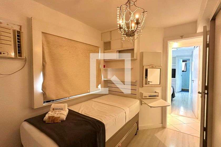 Apartamento mobiliado de 60 m² com 2 suítes e cozinha aberta — photo 18