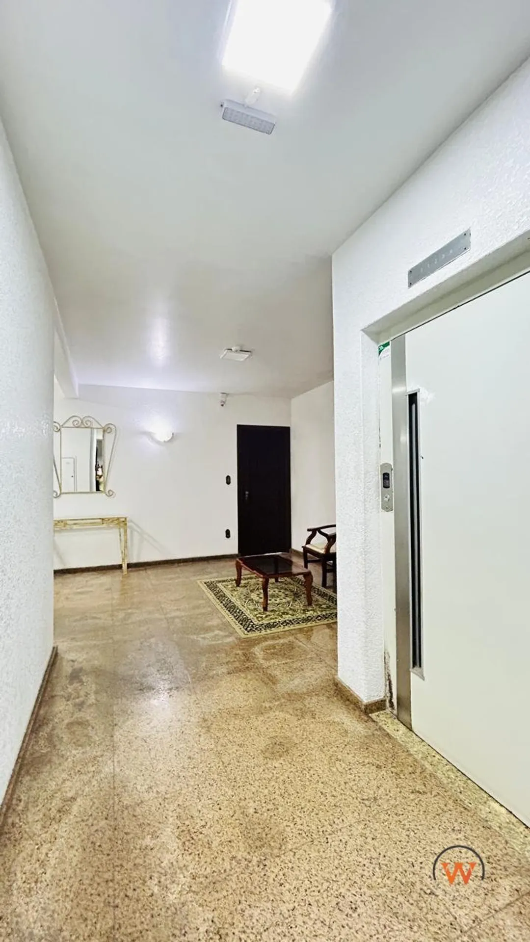 3-bedroom apartment with a separate kitchen and pets — photo 25