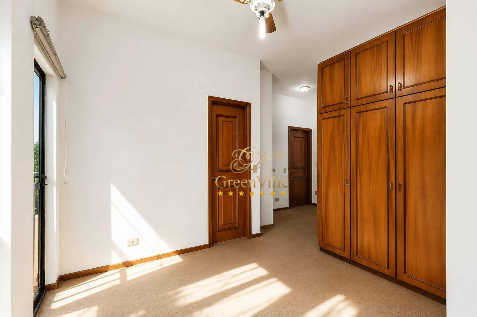 395 m² apartment with 4 en-suite bedrooms and 4 parking — photo 30