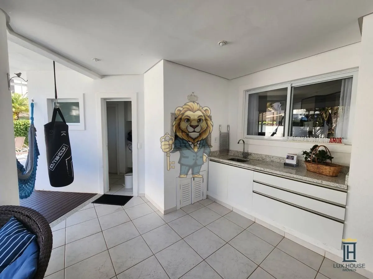 Casa de 4 dormitorios con balcón gourmet en Florianópolis — photo 19
