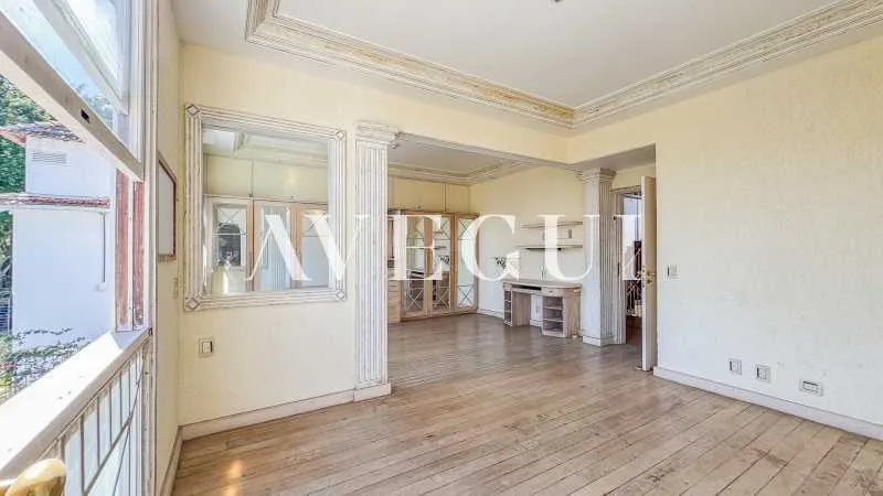 Casa sin amueblar con 4 dormitorios y 556 m² — photo 7