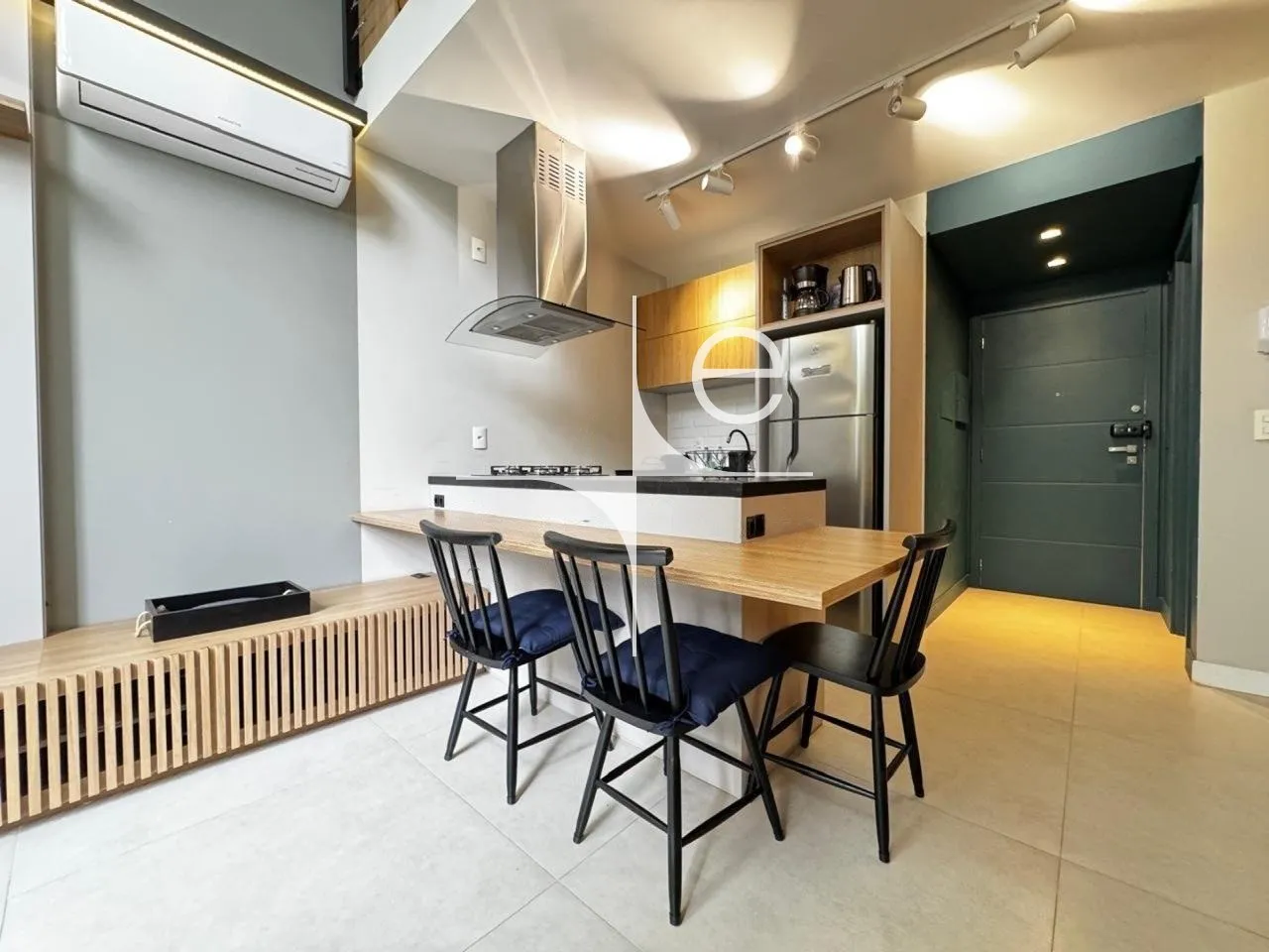 Home office in a one-bedroom apartment, 60 m² — photo 8