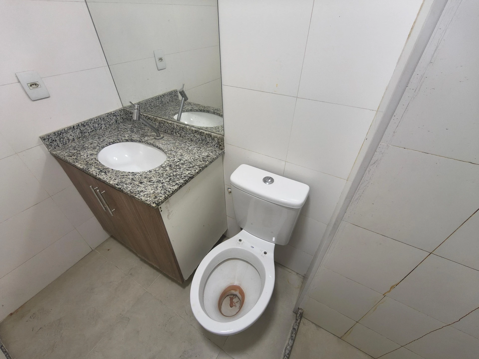 Квартира з 4 кімнатами та 1 люкс-спальнею, з балконом — photo 49