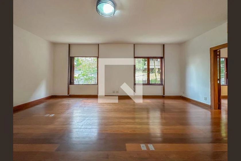 Apartment, 275 m², with a walk-in closet — photo 6