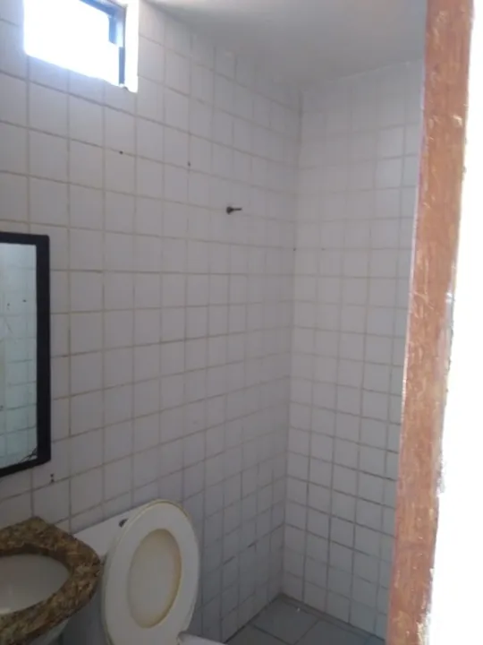 Estudio sin amueblar con calentador a gas y 1 baño — photo 6