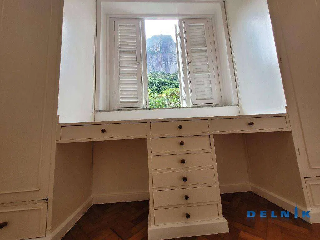 3-bedroom apartment for rent with a balcony — photo 11