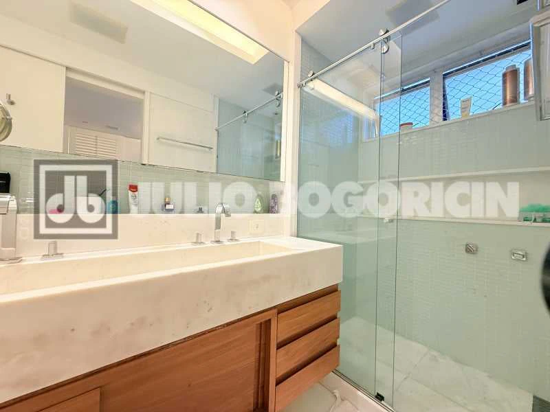 Apartamento de 4 quartos com 195 m² e cozinha americana — photo 26