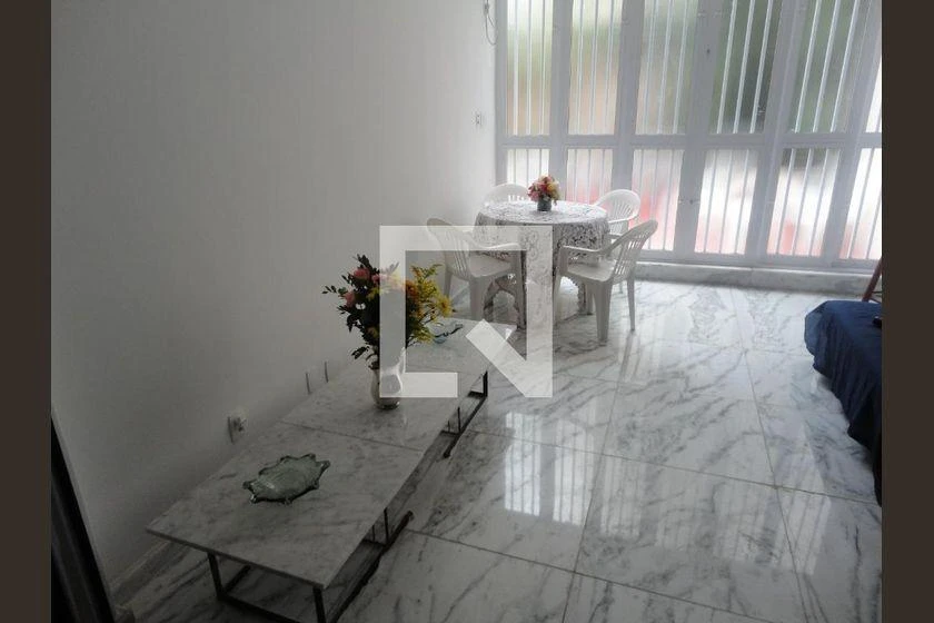 Furnished apartment with 4 bedrooms and 120 m² — photo 25