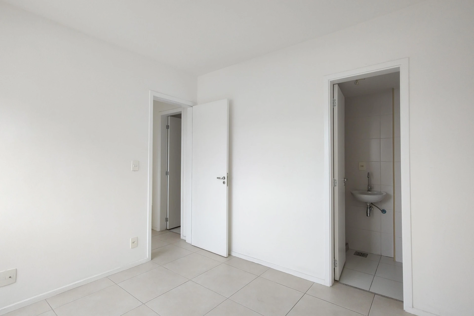 Apartamento de 2 quartos com piscina no condomínio — photo 62